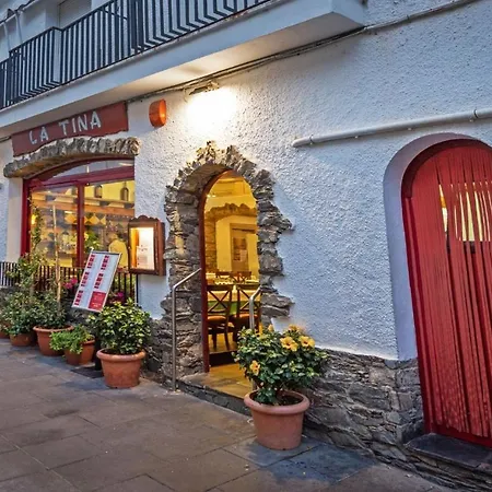 La Tina Hotel 2*