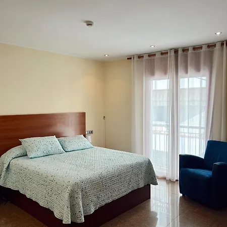 La Tina Hotel 2*