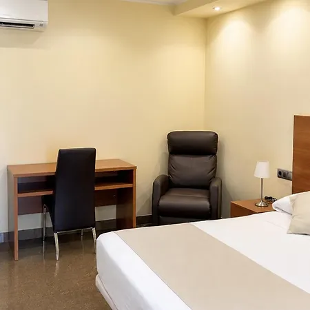 La Tina Hotel